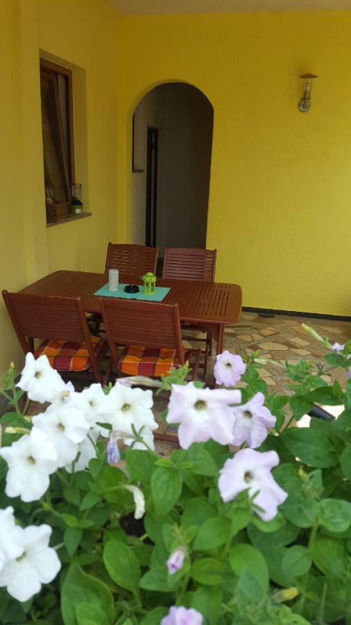 Apartments Ljubic Tar-Vabriga Εξωτερικό φωτογραφία